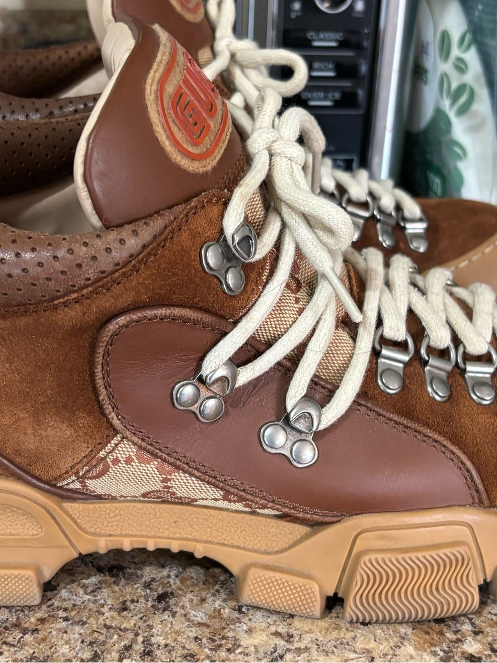 GUCCI “BRICK RED” FLASHTREK SNEAKERS SIZE 7.5 MENS MADE IN ITALY 100% AUTHENTIC - Picture 16 of 16
